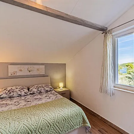 Roza 2 By Guide Appartement Vela Luka