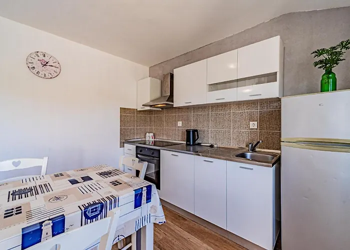 Roza 2 By Guide Apartament *